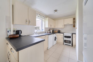Kitchen/Diner- click for photo gallery